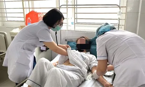 Tiếp xúc gần với cháu gái mắc sởi, người phụ nữ biến chứng nặng: Bác sĩ khuyến cáo ngay điều này