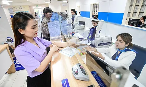 Mách bạn: Gửi tiền ở đâu lời nhất khi gần 20 ngân hàng đã giảm lãi suất, có nơi hạ tới 3%/năm lãi vay?