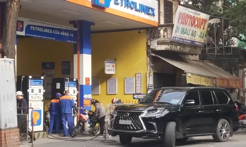 Đồng loạt áp thuế 0% với xăng dầu từ 16/4 trên toàn quốc