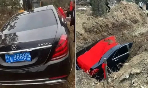 Chiếc xe Mercedes khoảng 1,1 triệu nhân dân tệ (hơn 4 tỉ đồng) với biển số "8888" được chôn xuống mộ làm đồ tùy táng khiến dư luận Trung Quốc bàng hoàng