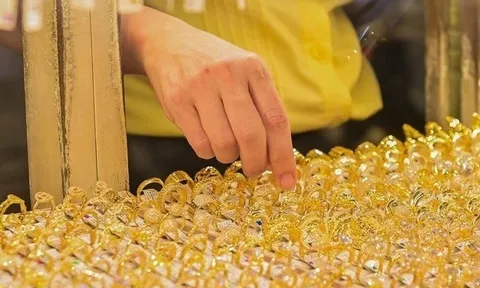 Giá vàng ngày 20/4: SJC, Bảo Tín Mạnh Hải, DOJI, PNJ, Phú Quý đồng loạt có diễn biến đáng chú ý này