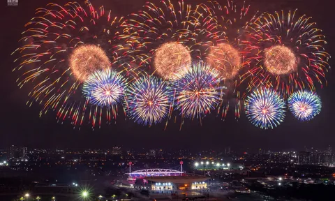 Lịch bắn pháo hoa tại Hà Nội ngày 28/4/2026 trong chương trình Âm vang Tổ quốc