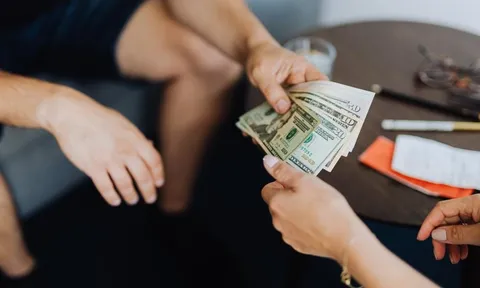 Hàng nghìn người bất ngờ được nhận lại tiền quyên góp từ 7 năm trước, câu chuyện phía sau khiến ai cũng cảm động