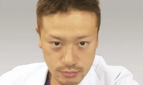 Từng là bác sĩ “không tì vết”, người đàn ông này bị lật tẩy sau 9 năm với tội ác khiến ai nghe cũng lạnh người