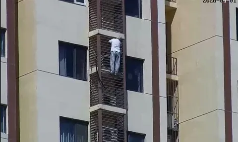 Bị khóa trong phòng, không có điện thoại, cụ bà 89 tuổi chọn cách tự thoát thân theo con đường nguy hiểm khiến ai cũng lo lắng