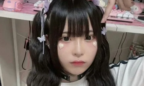 Vẫn đang hoạt động mỗi ngày, nữ ca sĩ kiêm YouTuber 26 tuổi đột ngột qua đời khiến người hâm mộ bàng hoàng