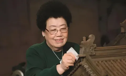 Từ cô thợ may nghèo đến nữ tỷ phú giàu nhất Trung Quốc, cuộc đời của  "vợ Đường Tăng" khiến nhiều người ngưỡng mộ