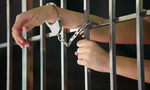 Đề xuất trả lại điện thoại cho người bị tạm giam, không tiêu hủy, cụ thể ra sao?