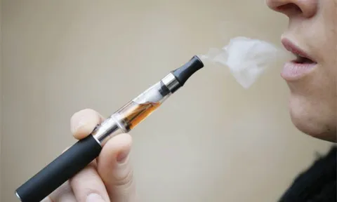 Từ 15/5, chính thức áp dụng mức phạt nặng với người sử dụng thuốc lá điện tử, cụ thể ra sao?