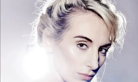 Từ biểu tượng thời trang đến bị cáo trước tòa: Cú trượt dài của một người phụ nữ từng sống trong hào quang