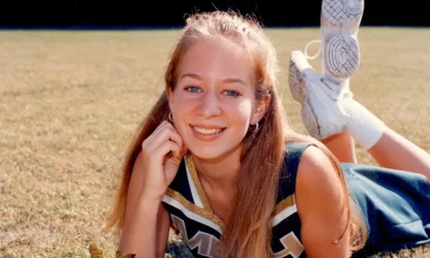 Đêm định mệnh của nữ sinh 18 tuổi trong chuyến du lịch cùng lớp: Bí ẩn kéo dài gần 20 năm mới được hé lộ