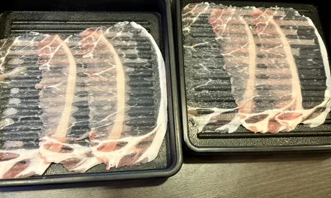 Một nhà hàng bỗng trở thành tâm điểm tranh cãi chỉ vì những miếng thịt "trong suốt", mỏng như tờ giấy