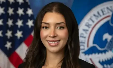 Nữ cán bộ Mỹ vướng cáo buộc "được bạn trai chu cấp” hàng tỷ đồng để sống sang chảnh, cơ quan chức năng vào cuộc điều tra