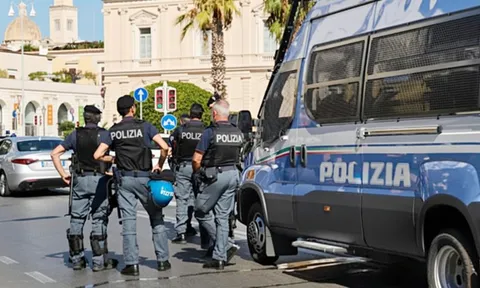 Nhiều cái tên nổi tiếng xuất hiện trong "danh sách khách hàng" của đường dây mại dâm cao cấp ở Italy