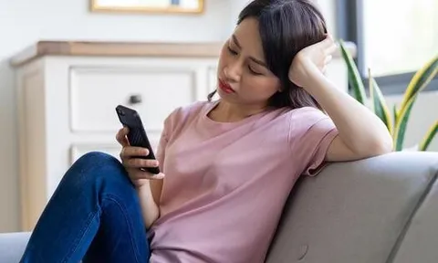 4 “ tuyệt chiêu” nhận biết dấu hiệu ngoại tình giấu kín trên điện thoại