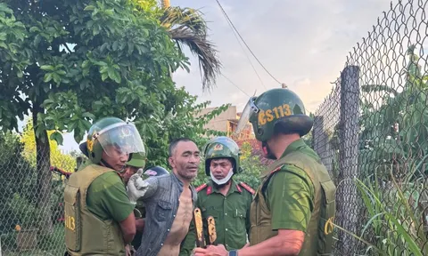 Bắt giữ đối tượng nghi “ngáo đá” mang hung khí đi qua nhiều tuyến đường khiến người dân hoảng sợ