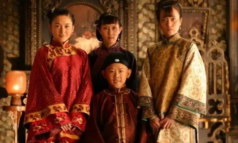 Cuộc đời đặc biệt của nam diễn viên mãi "mắc kẹt" trong gương mặt của cậu bé lên 9