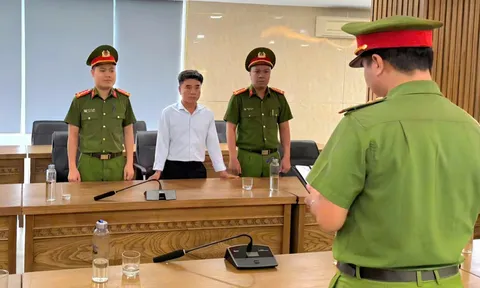 Công an phát hiện gần 11.000 hũ yến sào giả ở Đà Nẵng, 1 Giám đốc bị khởi tố