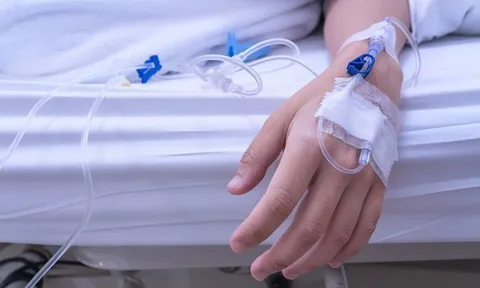 Bác sĩ nói bệnh nhân nguy kịch nhưng AI lại không ưu tiên: Người phụ nữ 32 tuổi tử vong thương tâm sau gần 5 ngày chờ đợi