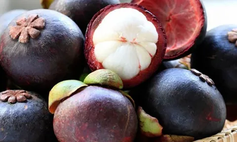 Được mệnh danh là "nữ hoàng trái cây", loại quả này vừa ngon vừa bổ nhưng 4 nhóm người này ăn vào dễ "rước họa vào thân"