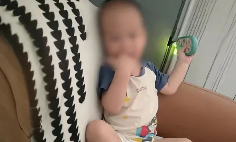 Con trai 18 tháng tuổi bị bạn gái hành hạ đến tử vong, người cha vẫn ký đơn tha thứ khiến nhiều người không thể tin nổi