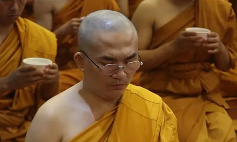 Từng cạo đầu xuất gia khiến nhiều người bất ngờ, NSƯT Đại Nghĩa lần đầu lên tiếng: "Không phải bốc đồng hay muốn tạo scandal"