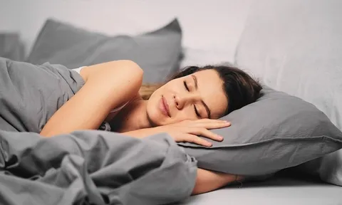 Đêm nào cũng trằn trọc mãi không ngủ được: Chuyên gia chỉ ra 5 việc rất nhiều người bỏ qua nhưng lại giúp cải thiện giấc ngủ đáng kể