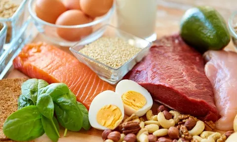 Ăn kiêng để giảm cân, mái tóc lại càng thưa dần: Chuyên gia chỉ ra những sai lầm rất nhiều người đang mắc phải