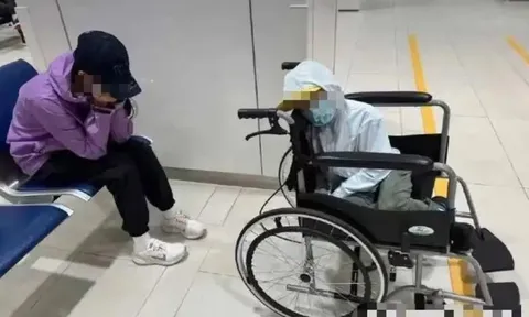 Cả gia đình 4 người vẫn lên máy bay dù đang sốt cao, nôn ói và tiêu chảy, kết quả xét nghiệm sau khi hạ cánh khiến nhiều người lo lắng