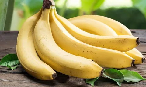 Nghe hàng xóm nói chuối giúp “làm sạch ruột”, người đàn ông ăn 3 quả mỗi ngày suốt 7 tháng rồi bàng hoàng khi nhận kết quả tái khám
