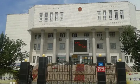 Nhiều lần trộm tiền, vòng vàng trong nhà vẫn được bỏ qua, cô gái lĩnh án tù khi ông bà quyết không nuông chiều thêm