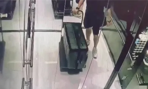 Cô gái trẻ đột ngột mất tích, cảnh sát bàng hoàng khi phát hiện thi thể trong tủ đông nơi người yêu cô làm việc
