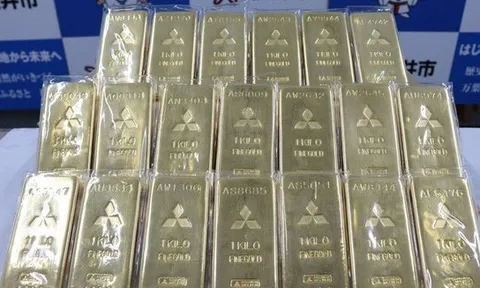 Cụ ông ngoài 70 tuổi âm thầm tích lũy 20 thỏi vàng có tổng giá trị hơn 54 tỷ đồng suốt nhiều năm, quyết định cuối cùng của ông khiến nhiều người bất ngờ