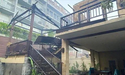 Đốt giấy để đuổi nhện, du khách "lỡ tay" thiêu rụi cả căn biệt thự trị giá 3,1 tỷ đồng