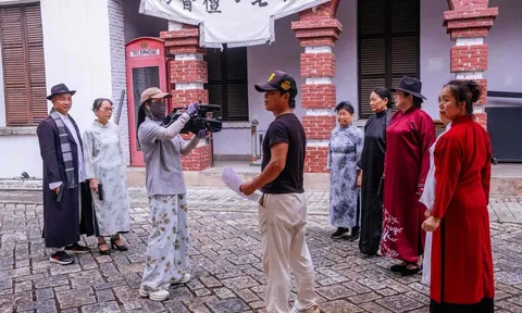 Du khách trả tiền để được đóng vai chính trong phim ngắn dài hai phút