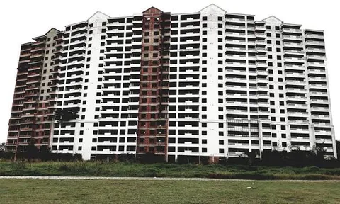 Tiếng rên rỉ bí ẩn lúc 3h30 sáng khiến người dân trong khu chung cư hoang mang, cảnh sát vào cuộc thì phát hiện điều bất ngờ