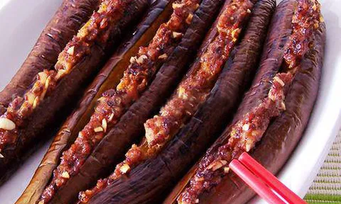 Loại quả có tên khiến nhiều người bật cười, xưa trồng góc vườn nay nhiều người tìm mua, chế biến đủ món ngon