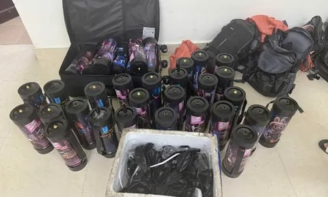 Khởi tố 26 bị can kinh doanh bóng cười tại Sành Lounge: Mỗi ngày bán gần 1.500 quả bóng, thu lợi "khủng"