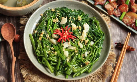 Rau muống rất bổ nhưng 5 nhóm người này ăn vào dễ “rước họa”