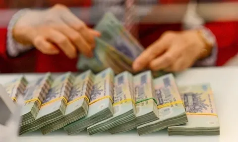 Lương công chức viên chức chính thức vượt mức 20.000.000 đồng/tháng trong năm 2026 (chưa bao gồm phụ cấp, trợ cấp...) trong trường hợp nào?