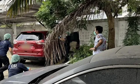 Chiếc ô tô đỏ bốc mùi hôi, bên trong là thi thể người phụ nữ 37 tuổi