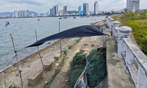 Phát hiện thi thể người đàn ông tại bờ kè biển ở Nha Trang: Hiện trường có gì?