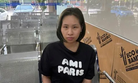 Tống Thị Hiền sinh năm 2002 ra đầu thú, khai nhận hành vi "tồi tệ" với nữ đồng nghiệp