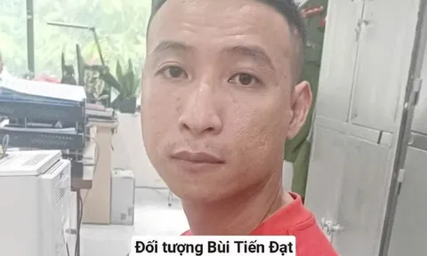 Bùi Tiến Đạt ra đầu thú