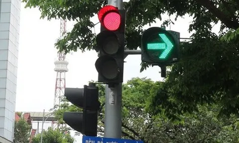 Đèn đỏ có được rẽ phải? 5 trường hợp xe máy được phép rẽ phải năm 2026