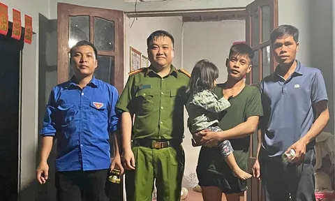Xuyên đêm tìm bé gái 2 tuổi đi lạc, phát hiện cháu bên bờ suối cách nhà 1,5km