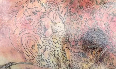 Phát hiện thi thể nam giới phân hủy nặng trên sông Đồng Nai, trên lưng nạn nhân có hình xăm rồng phủ kín