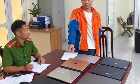 Vừa ra tù được 6 tháng, người đàn ông có 5 tiền án lại bị bắt khi mang ba lô chứa 4 laptop