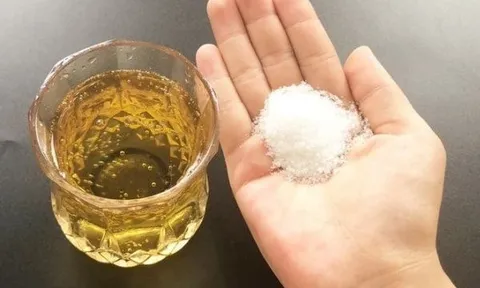 Thả chút muối vào bia, công dụng tuyệt vời ai không biết quá tiếc