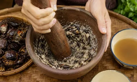 Tại sao nấu canh cua giã tay sẽ ngon dùng máy xay?